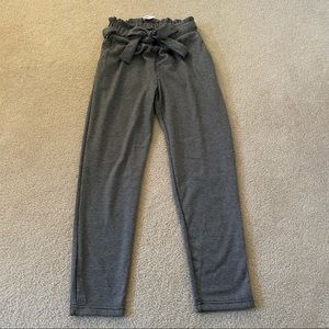 Black and white houndstooth paper bag dress pant, never worn before!